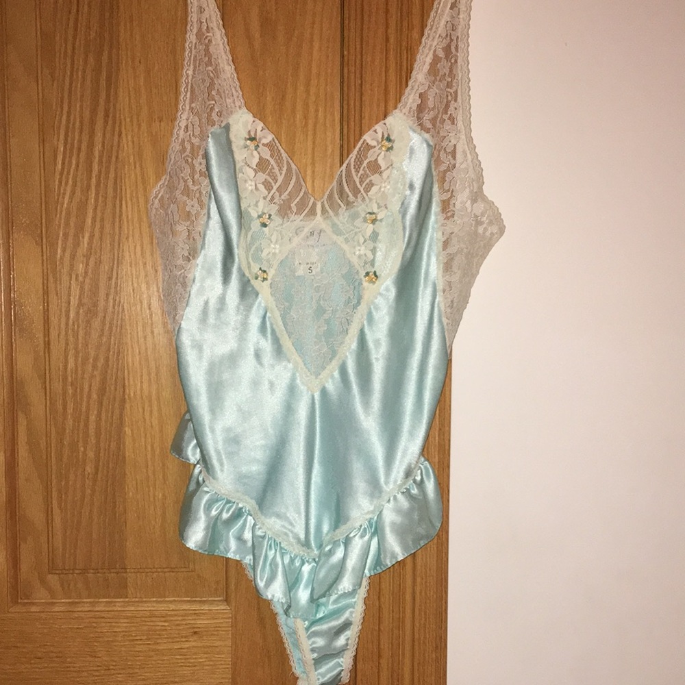 Vintage Samye Teddy Blue size Small Made in USA Satin Lace Flowers